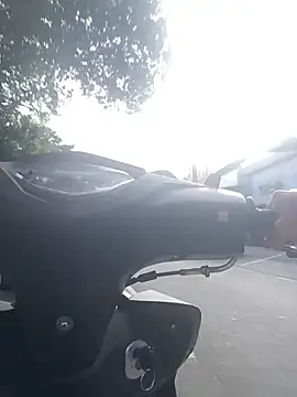 JuliaaVega online show from 04-23-26, 12:40