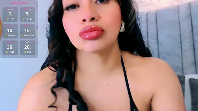 naomy smithxx online show from 04-23-26, 11:09