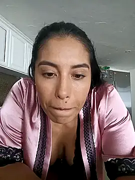 LizaLorini online show from 04-05-26, 03:09