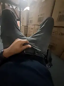 Charlyx-20 online show from 04-24-26, 09:17