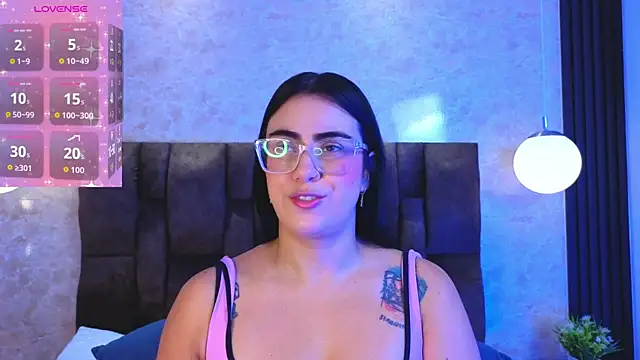Snapshot of vicky_grey chatting on 06-07-26, 12:31 vicky grey online show from 06-07-26, 12:31