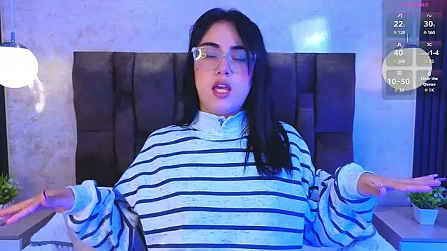 Snapshot of vicky_grey chatting on 06-11-26, 12:36 vicky grey online show from 06-11-26, 12:36