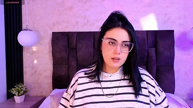 vicky grey online show from 07-23-26, 03:43