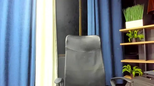 Tobias Vega online show from 04-18-26, 07:01