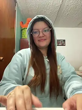 Snapshot of Vixroy7 chatting on 07-19-26, 01:09 Vixroy7 online show from 07-19-26, 01:09