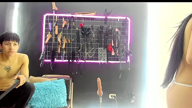 Snapshot of Slave_Melany_bdsm chatting on 05-19-26, 01:17 Slave Melany bdsm online show from 05-19-26, 01:17