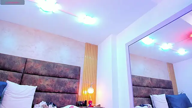 Afrodita Greenn online show from 04-27-26, 03:32