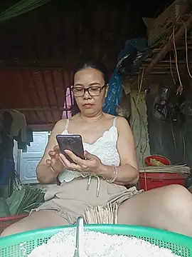 Snapshot of Nuna_689 chatting on 07-24-26, 03:15 Nuna 689 online show from 07-24-26, 03:15