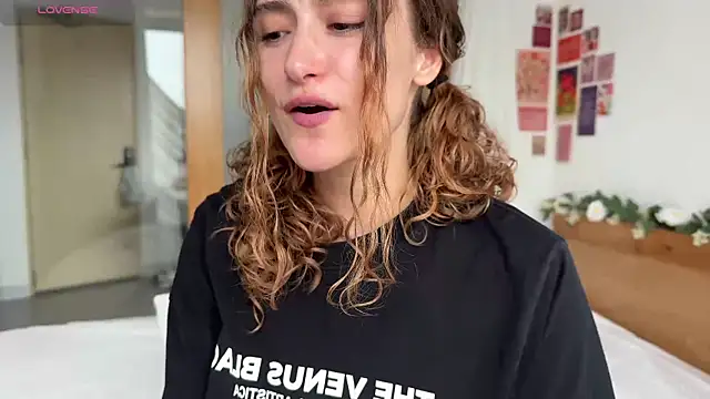 cutiemari online show from 04-25-26, 04:48