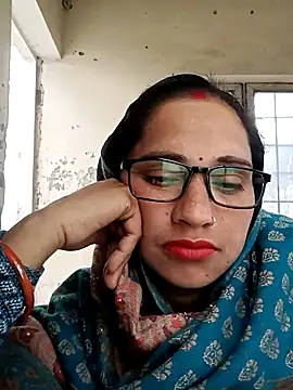 Cute-karisma1234 online show from 02-22-26, 01:51