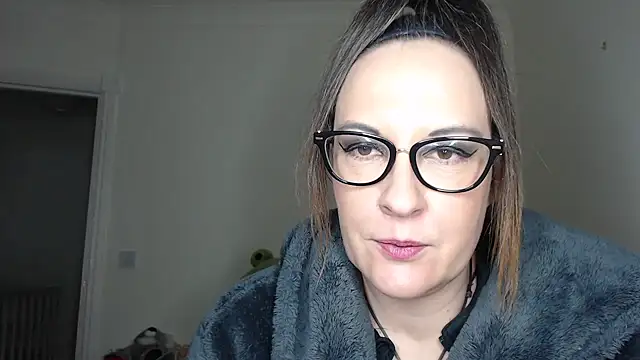 Snapshot of PsychicDominatrix chatting on 02-20-26, 07:03 PsychicDominatrix online show from 02-20-26, 07:03