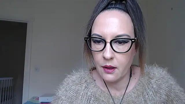 Snapshot of PsychicDominatrix chatting on 03-24-26, 10:53 PsychicDominatrix online show from 03-24-26, 10:53