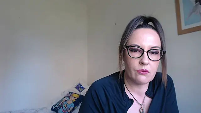 Snapshot of PsychicDominatrix chatting on 04-10-26, 11:15 PsychicDominatrix online show from 04-10-26, 11:15