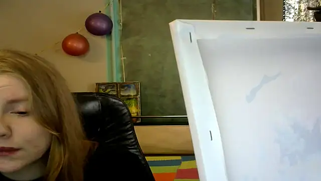 Space Girls 699 online show from 04-29-26, 12:53