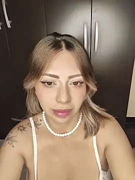BellaDonna 16 online show from 06-10-26, 01:28