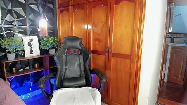 liia marin online show from 04-01-26, 02:34