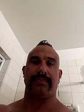 daddydonkey84 online show from 04-12-26, 09:03