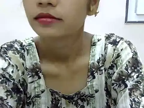 Snapshot of Kulsum_S chatting on 05-26-26, 01:51 Kulsum S online show from 05-26-26, 01:51