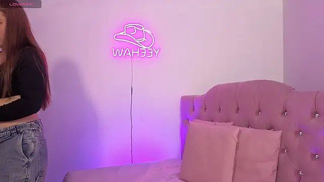 SABRIINA TAY online show from 04-28-26, 03:11