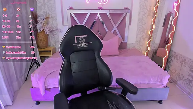 JENNA TAY1 online show from 04-21-26, 01:42