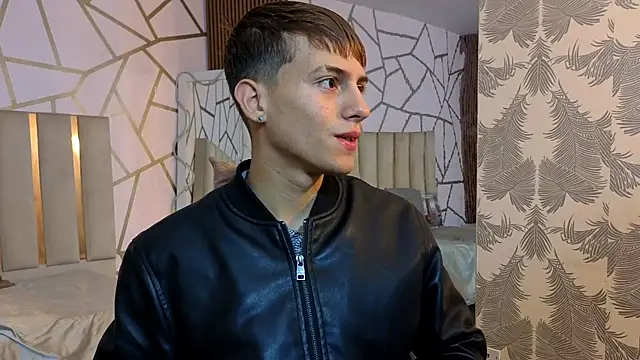 EVAN TAY online show from 04-28-26, 03:22