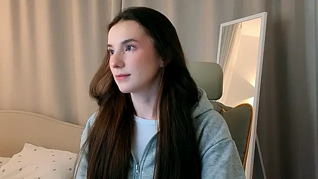 ssandralovin online show from 02-15-26, 07:43