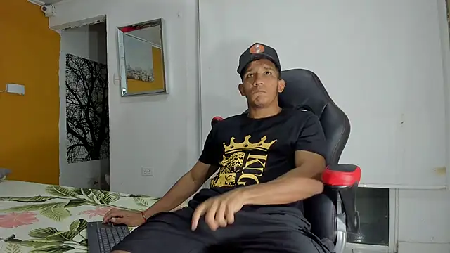 ricky spensar23cm  online show from 03-10-26, 02:16