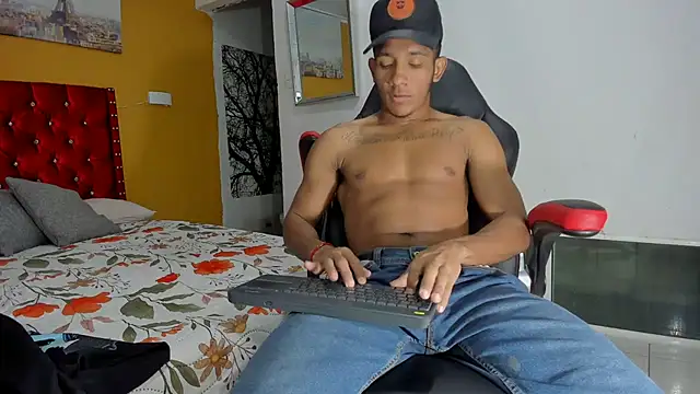 ricky spensar23cm  online show from 03-15-26, 02:17