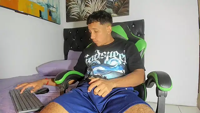 ricky spensar23cm  online show from 03-19-26, 02:15