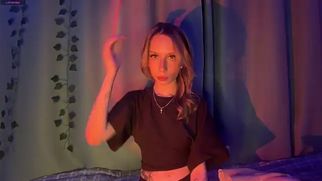 DellaCampbell online show from 04-09-26, 04:56