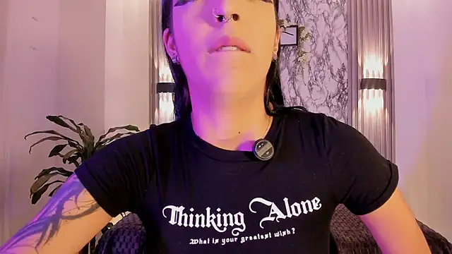 ChloeeMasonn online show from 04-28-26, 11:04