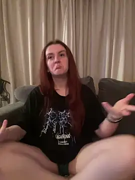 PoppySlut6999 online show from 02-20-26, 09:48