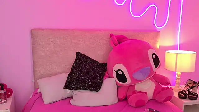 Kiikilove149 online show from 04-28-26, 02:27