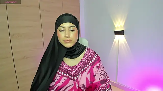 LAY LA  online show from 03-10-26, 08:58