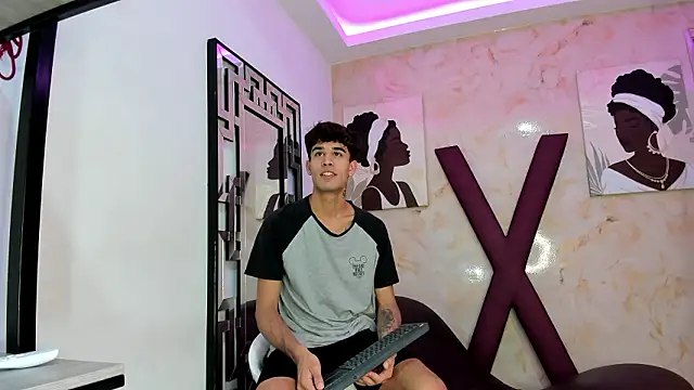 PRETTY COCK1 online show from 02-02-26, 07:29