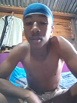 Snapshot of Peterveero12 chatting on 02-13-26, 04:25 Peterveero12 online show from 02-13-26, 04:25