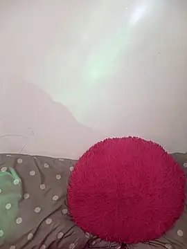 EmiilyFoxx09 online show from 03-05-26, 01:51