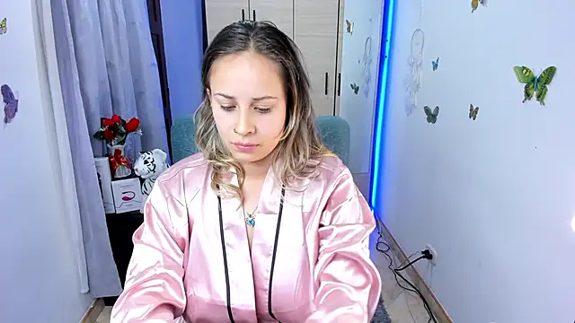 Snapshot of Maria_camila776 chatting on 05-28-26, 01:36 Maria camila776 online show from 05-28-26, 01:36