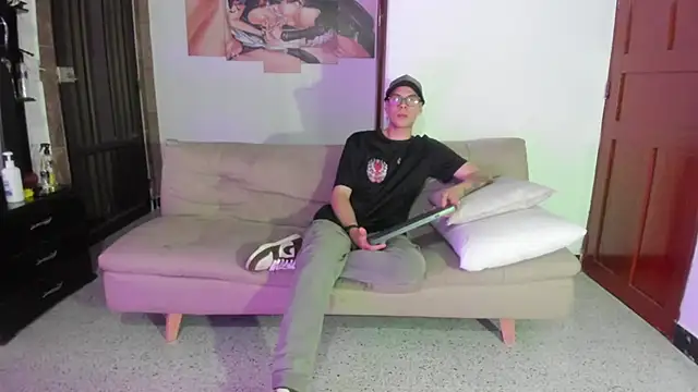 Vlad  night online show from 04-22-26, 03:53