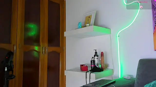 cmila0713 online show from 04-23-26, 12:23