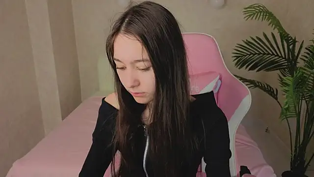 Nicole Brownie online show from 05-29-26, 01:03