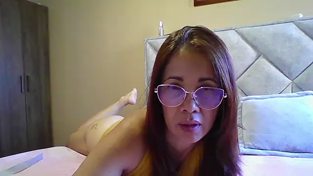 camila star10 online show from 06-09-26, 12:17
