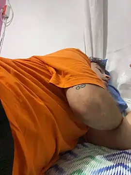 vanilla Kush online show from 02-19-26, 04:52