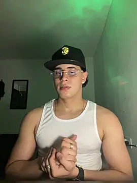 Maximuz1920 online show from 04-02-26, 06:22