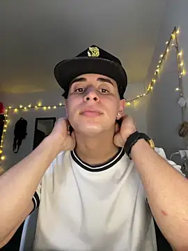 Maximuz1920 online show from 04-07-26, 07:03