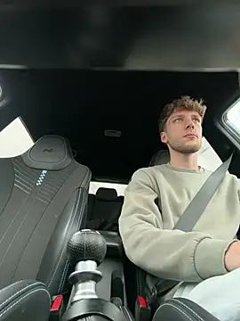 YoungSkinnyBoy20 online show from 02-11-26, 03:06