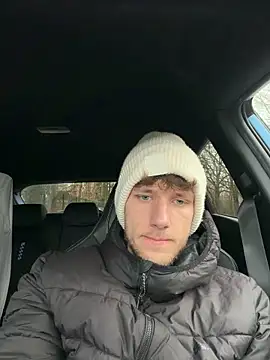 YoungSkinnyBoy20 online show from 02-25-26, 07:40