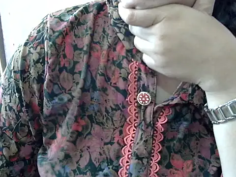 Cute Aliyaa online show from 03-28-26, 10:37