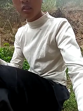 Hoa-tuylip online show from 04-24-26, 12:57