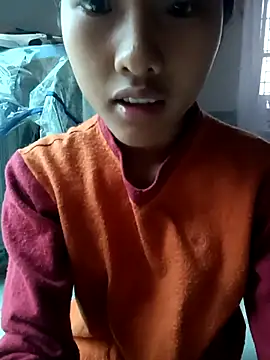 Hoa-tuylip online show from 04-25-26, 12:02